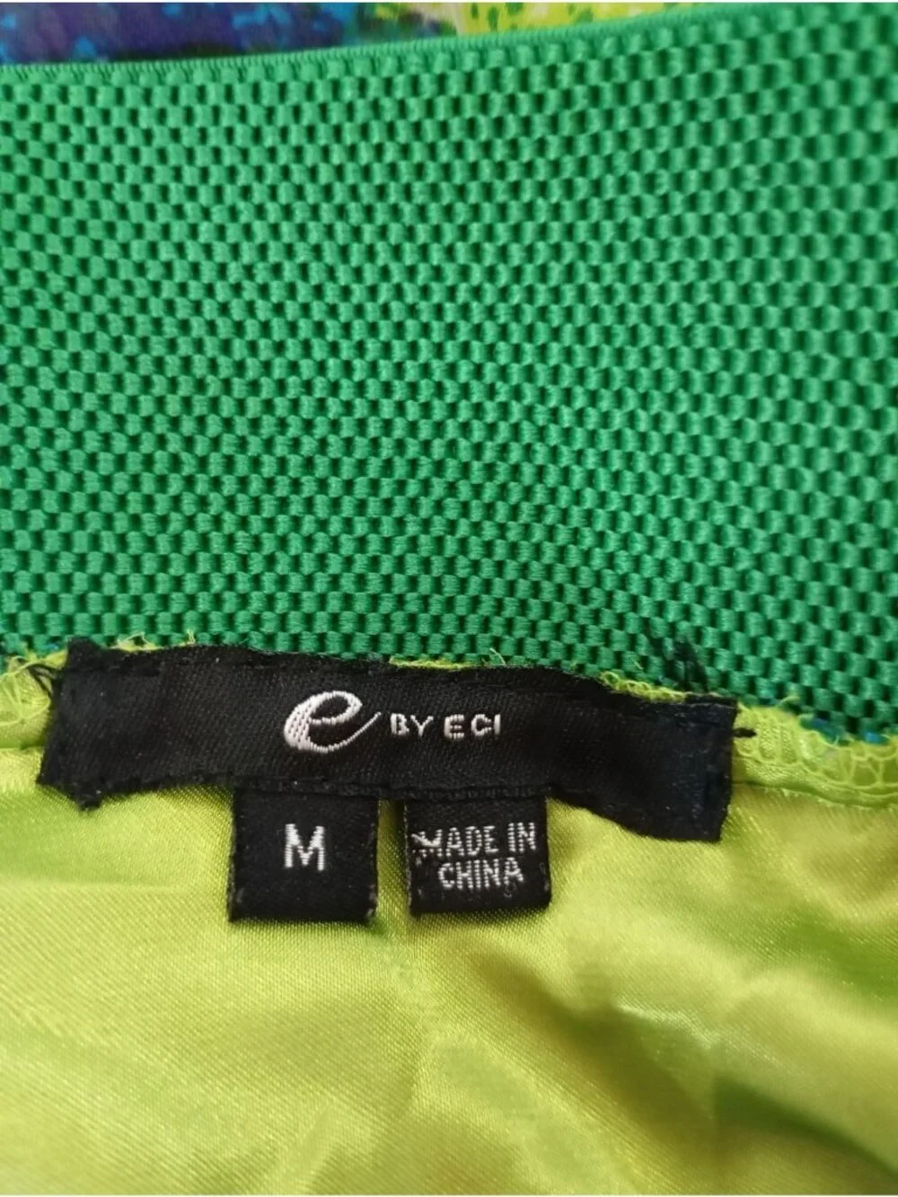 E By ECI Green Multicolor Abstract Print Skirt With Elastic Waistband & Zipper C